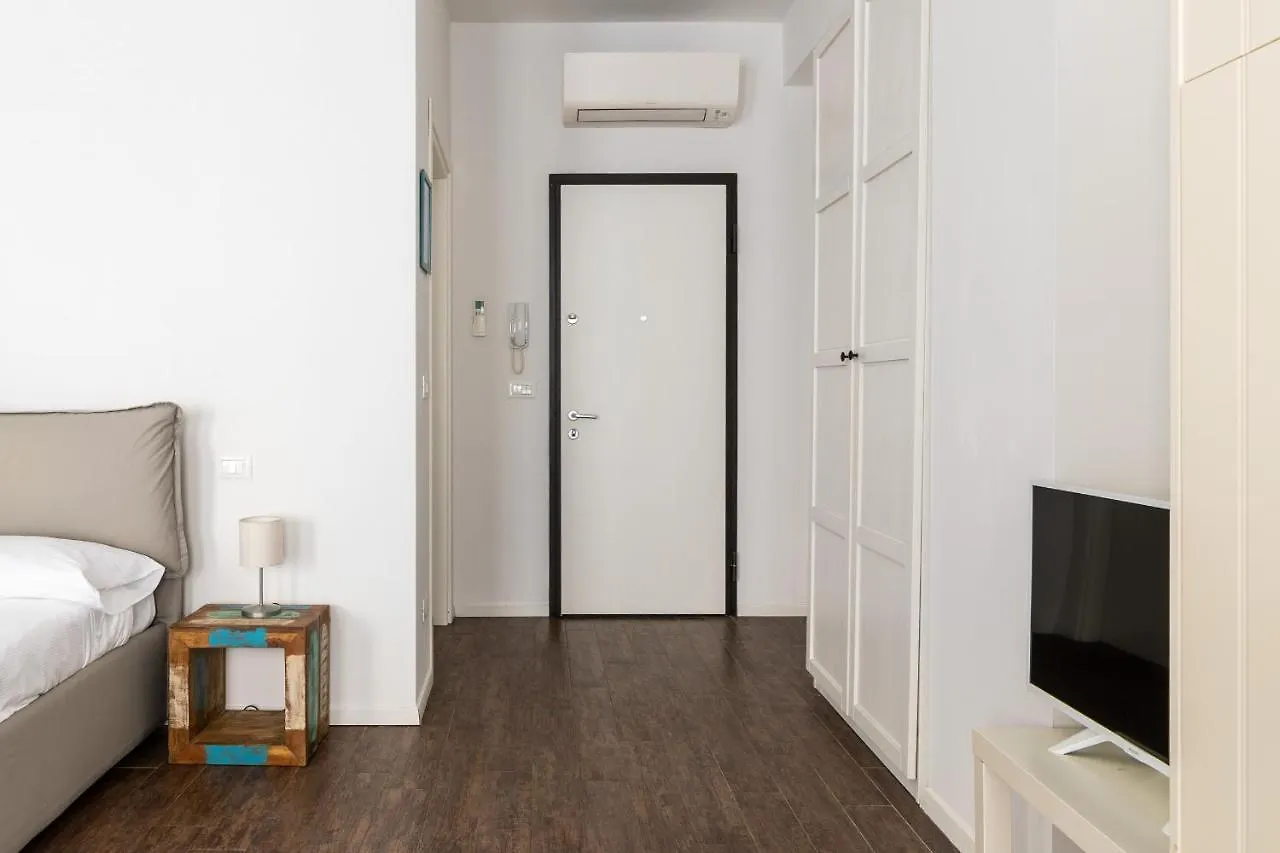 Apartment Largo Molina Studio III By Wonderful Italy Bologna